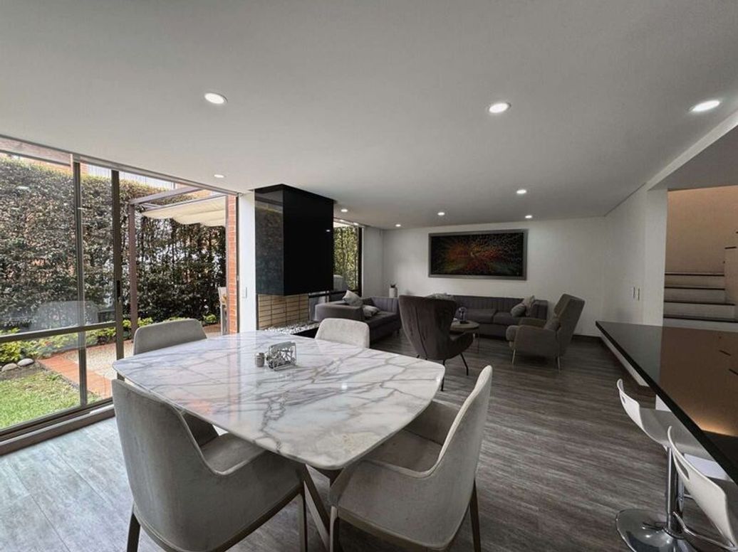 Casa de 3 alcobas en venta en Cr Hacienda De Iberia Et. I, Bogotá, 207 m² · foto 7 de 20