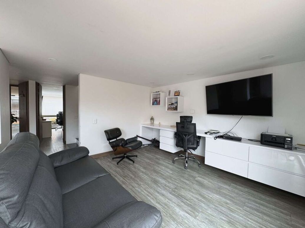 Casa de 3 alcobas en venta en Cr Hacienda De Iberia Et. I, Bogotá, 207 m² · foto 4 de 20