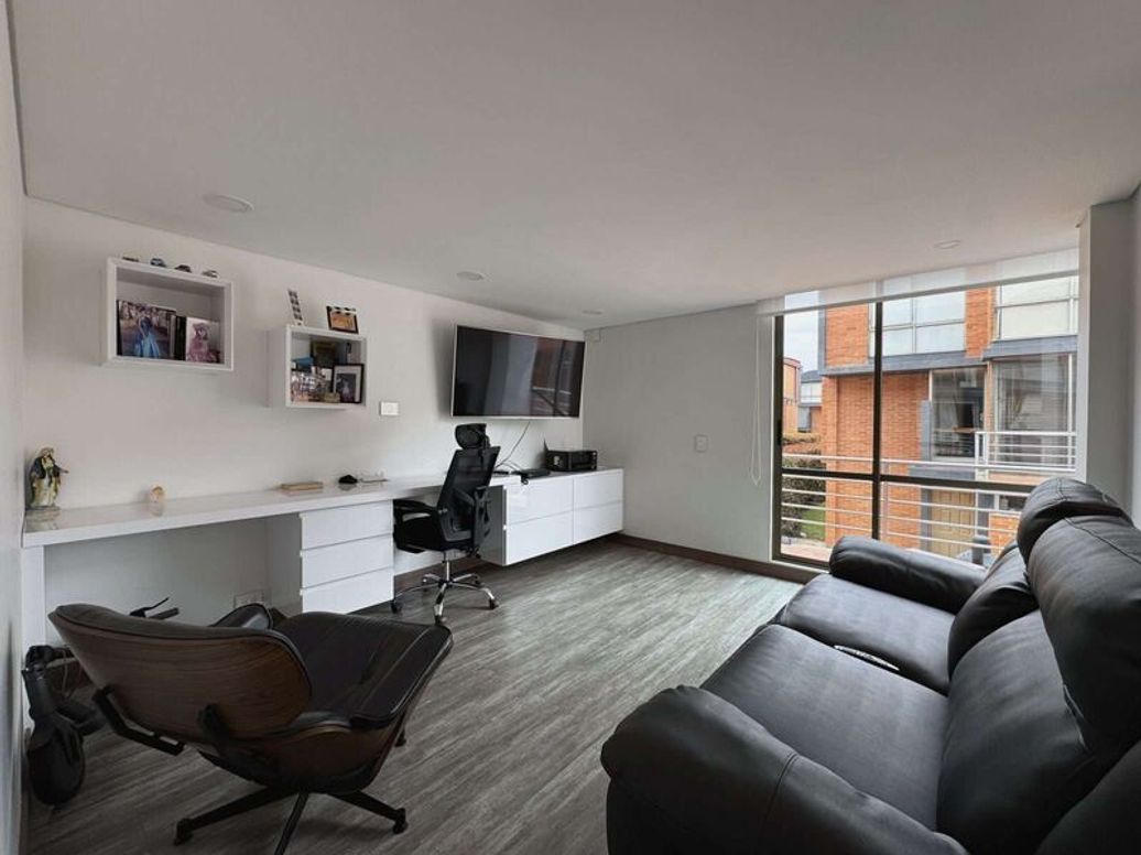 Casa de 3 alcobas en venta en Cr Hacienda De Iberia Et. I, Bogotá, 207 m² · foto 3 de 20