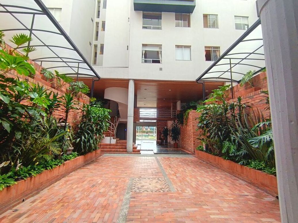 Apartaestudio en venta en Parques De Lorena, Bogotá, 33 m² · foto 14 de 15