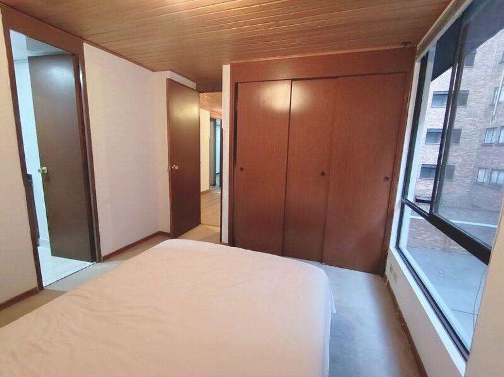 Apartaestudio en venta en Parques De Lorena, Bogotá, 33 m² · foto 11 de 15