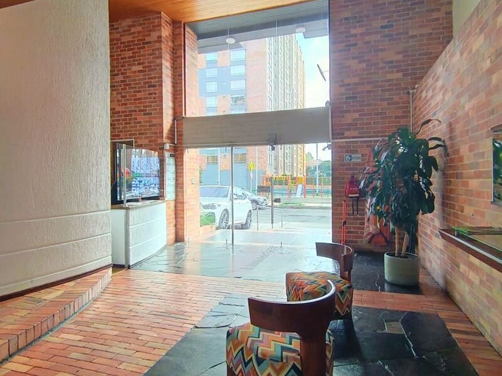 Apartaestudio en venta en Parques De Lorena, Bogotá, 33 m² · foto 15 de 15