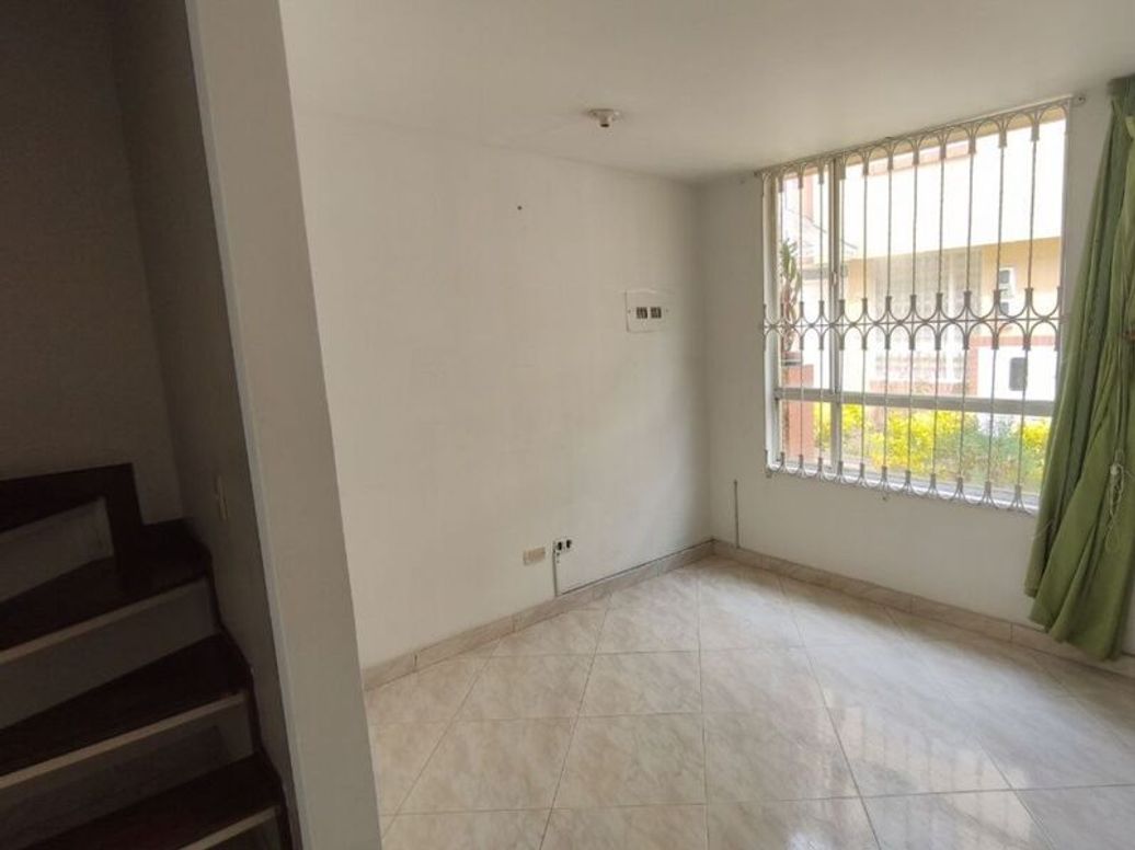Casa de 3 alcobas en venta en A.S.D., Bogotá, 59 m² · foto 2 de 20