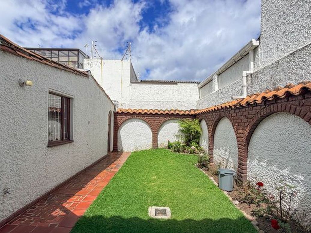 Casa de 3 alcobas en venta en Los Cedritos, Bogotá, 238 m² · foto 6 de 20