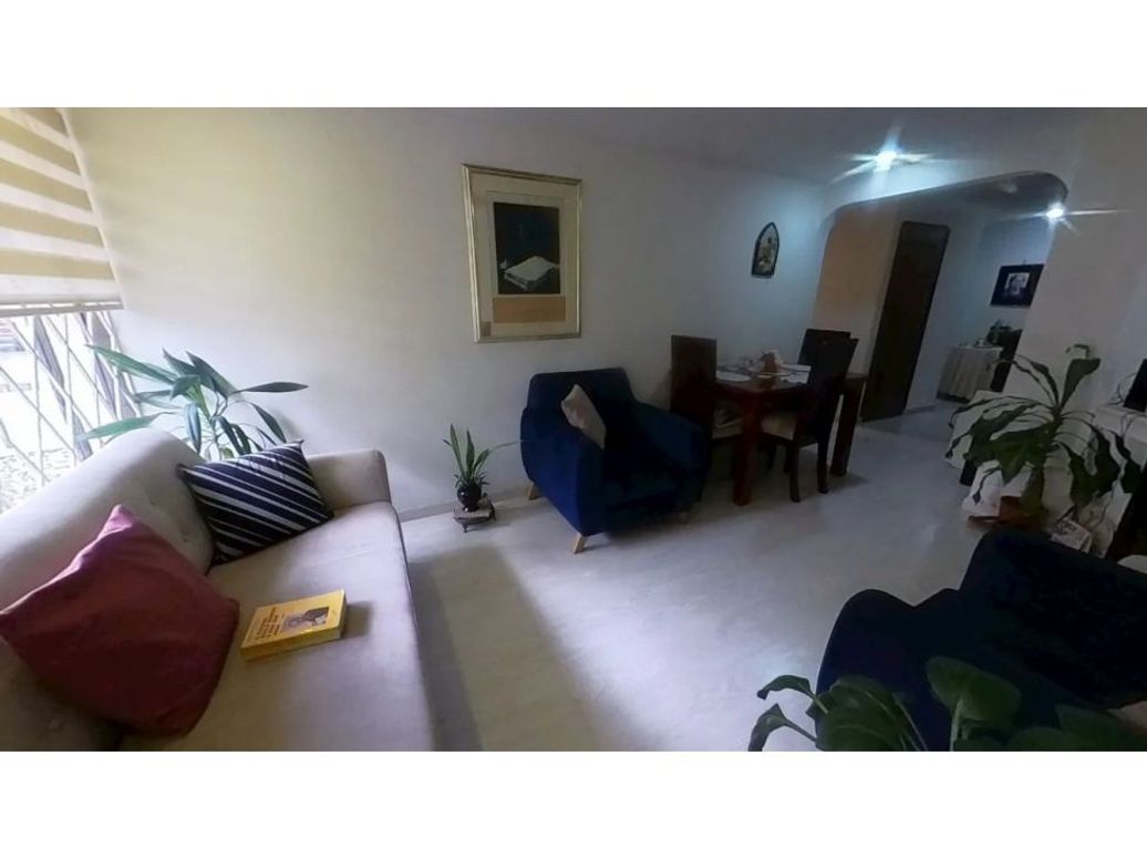 Apartamento de 3 alcobas en venta en Usaquén, Bogotá, 77 m² · foto 2 de 10