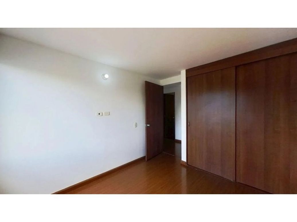 Apartamento de 3 alcobas en venta en Suba, Bogotá, 61 m² · foto 9 de 10