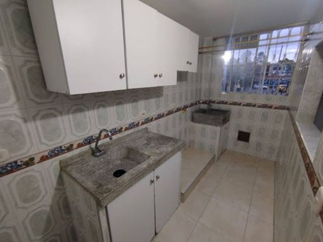 Apartamento de 2 alcobas en arriendo en Suba Centro, Bogotá, 45 m² · foto 8 de 16