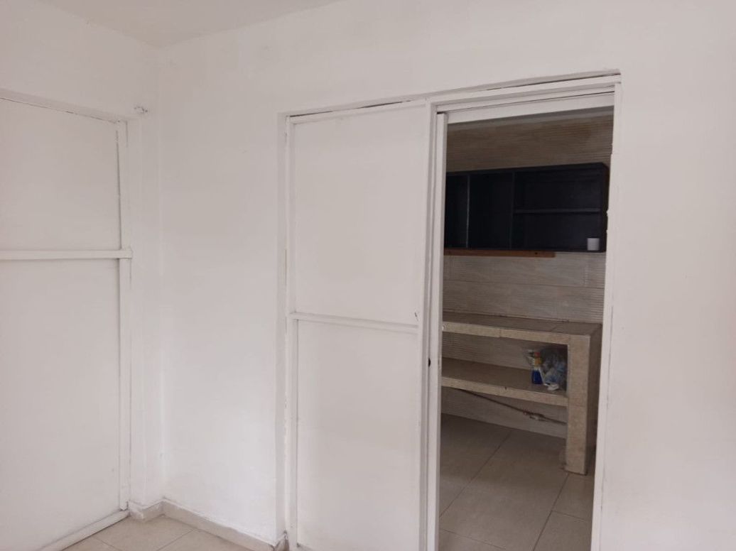 Casa de 5 alcobas en venta en Las Ferias, Bogotá, 157 m² · foto 7 de 20