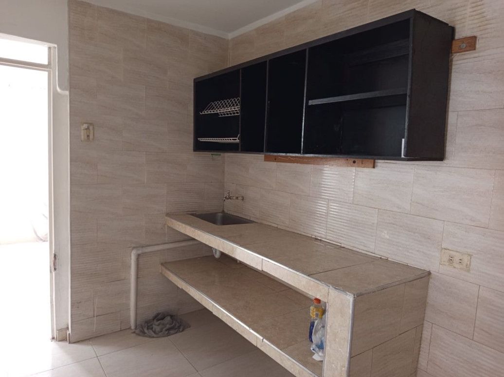 Casa de 5 alcobas en venta en Las Ferias, Bogotá, 157 m² · foto 11 de 20
