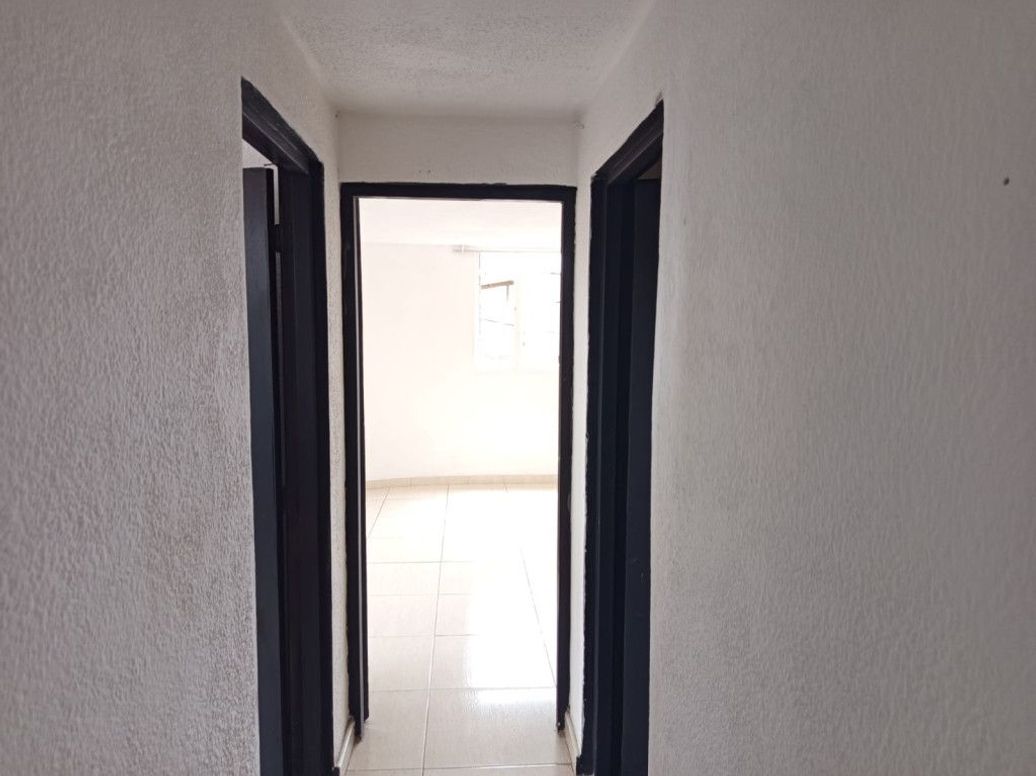 Casa de 5 alcobas en venta en Las Ferias, Bogotá, 157 m² · foto 19 de 20