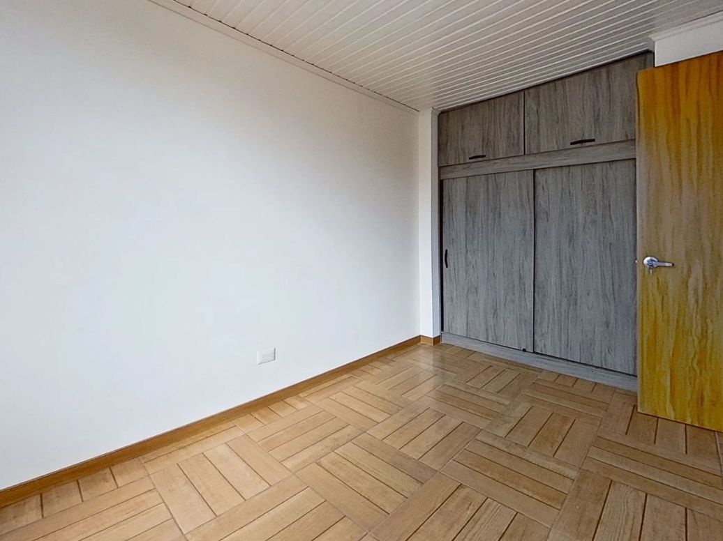 Apartamento de 3 alcobas en venta en Toberin, Bogotá, 53 m² · foto 12 de 20