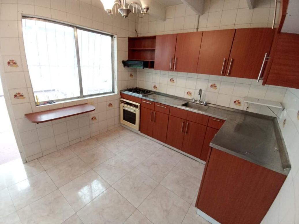 Casa de 4 alcobas en venta en Americas Occidental Et. Ii, Bogotá, 230 m² · foto 13 de 20