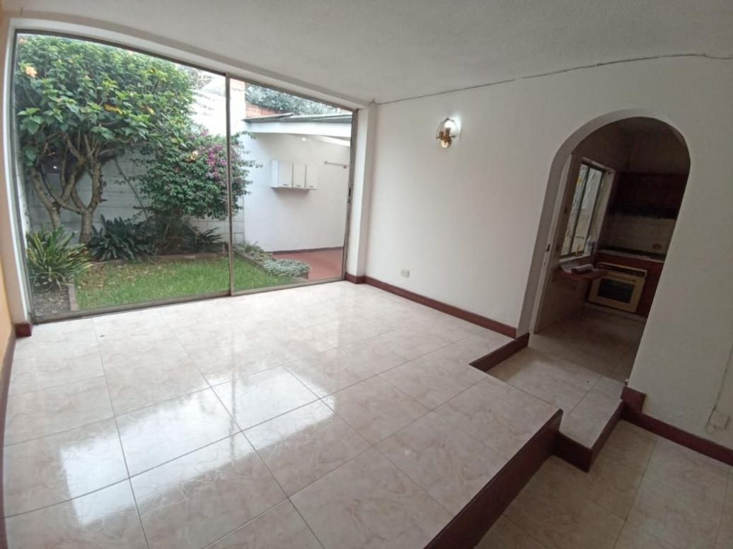 Casa de 4 alcobas en venta en Americas Occidental Et. Ii, Bogotá, 230 m² · foto 2 de 20