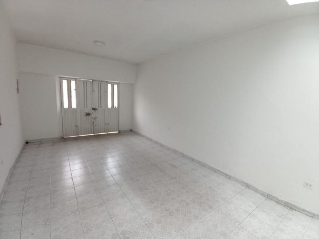 Casa de 4 alcobas en venta en Americas Occidental Et. Ii, Bogotá, 230 m² · foto 5 de 20