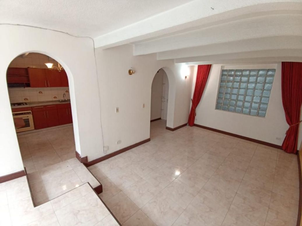 Casa de 4 alcobas en venta en Americas Occidental Et. Ii, Bogotá, 230 m² · foto 7 de 20