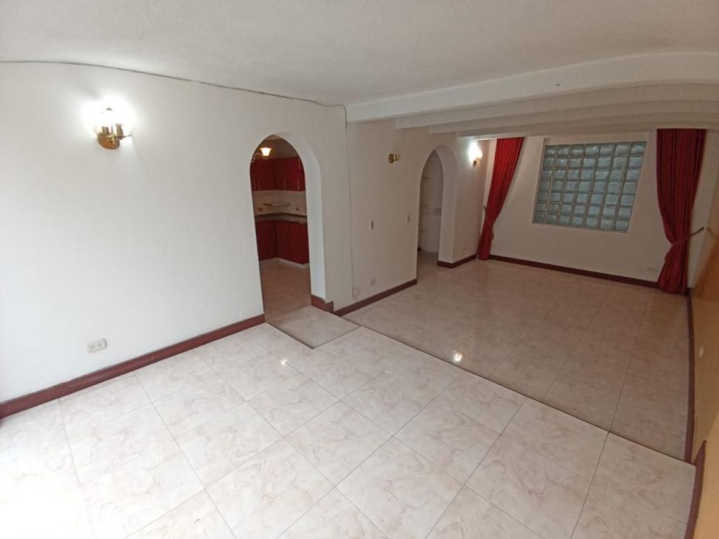 Casa de 4 alcobas en venta en Americas Occidental Et. Ii, Bogotá, 230 m² · foto 9 de 20