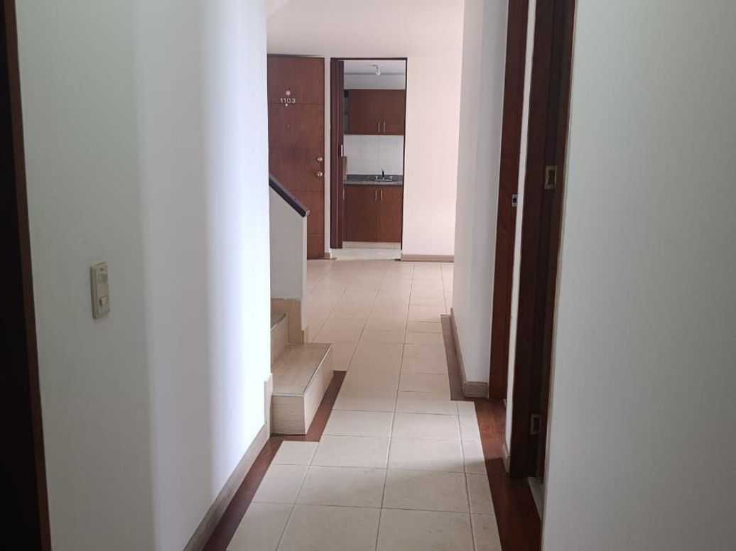 Apartamento de 3 alcobas en venta en Samper, Bogotá, 112 m² · foto 5 de 18