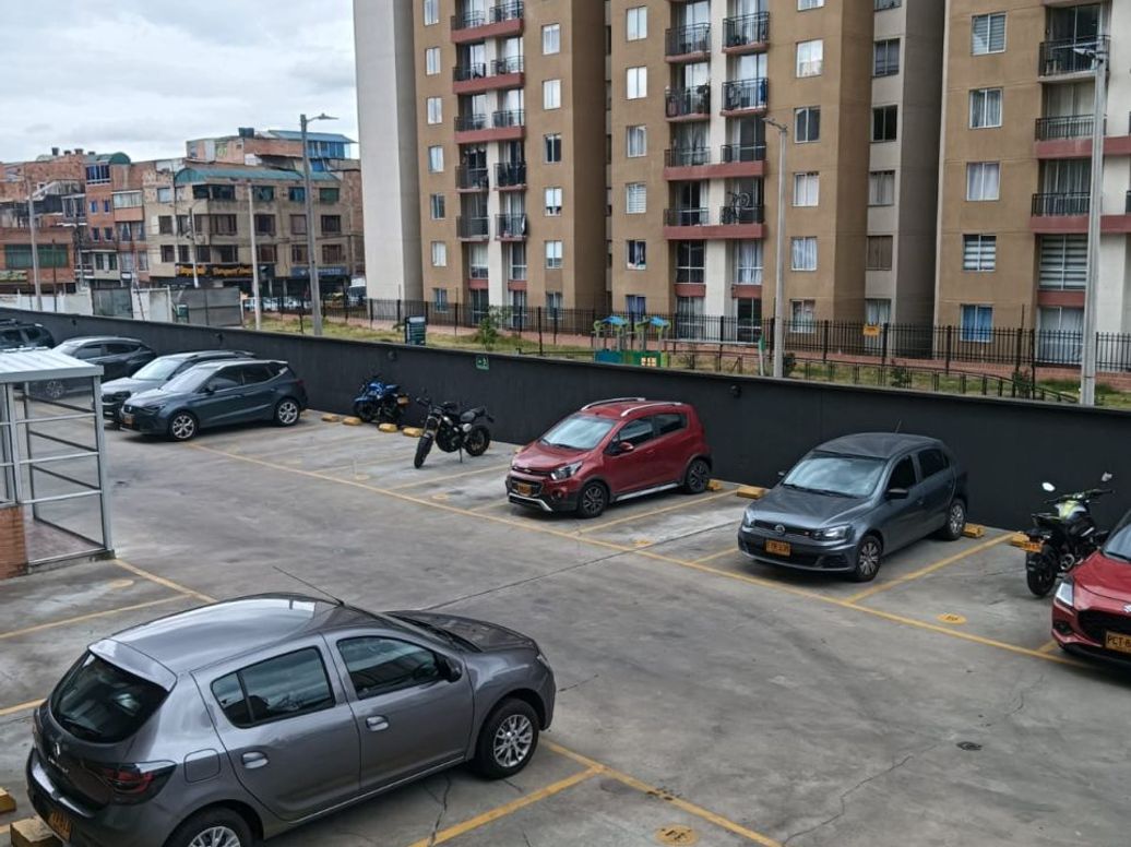 Apartamento de 3 alcobas en venta en Bosconia, Bogotá, 65 m² · foto 9 de 13