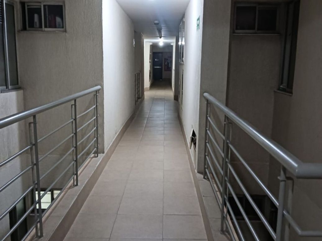 Apartamento de 3 alcobas en venta en Bosconia, Bogotá, 65 m² · foto 2 de 13