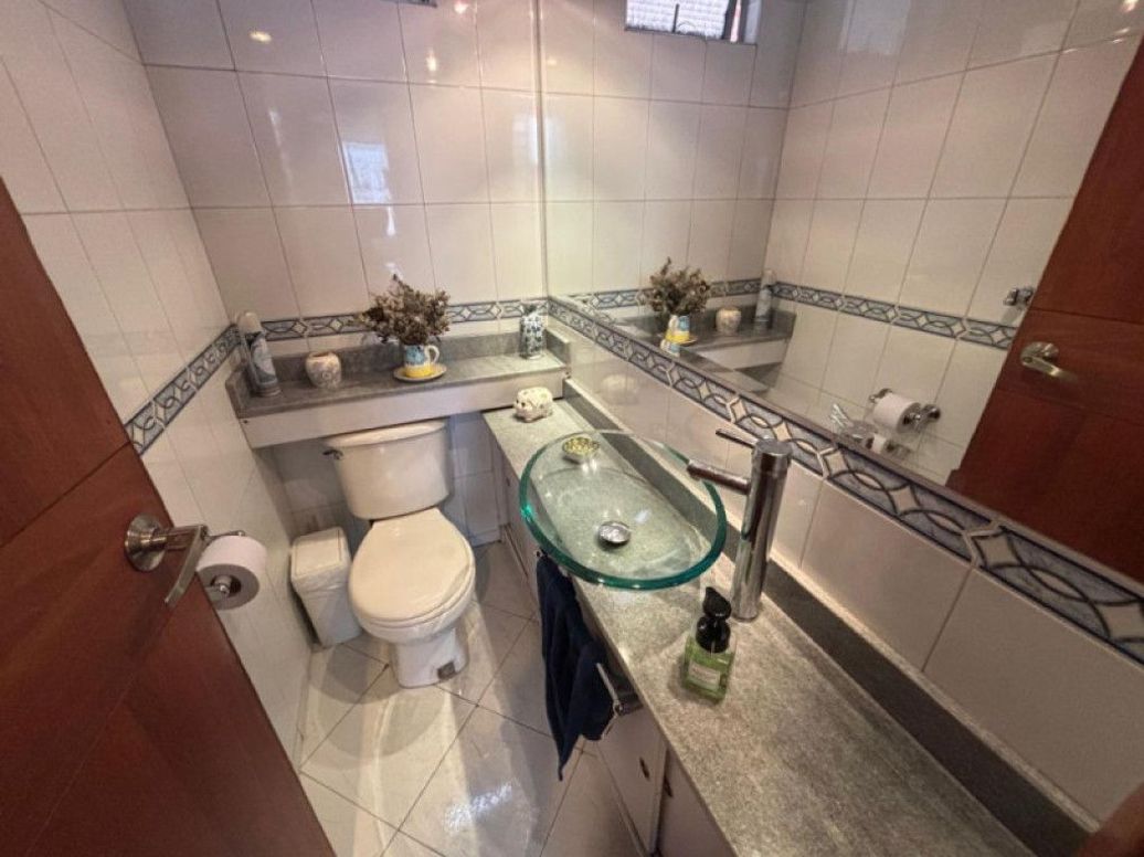 Apartamento de 3 alcobas en venta en El Batan, Bogotá, 157 m² · foto 16 de 17