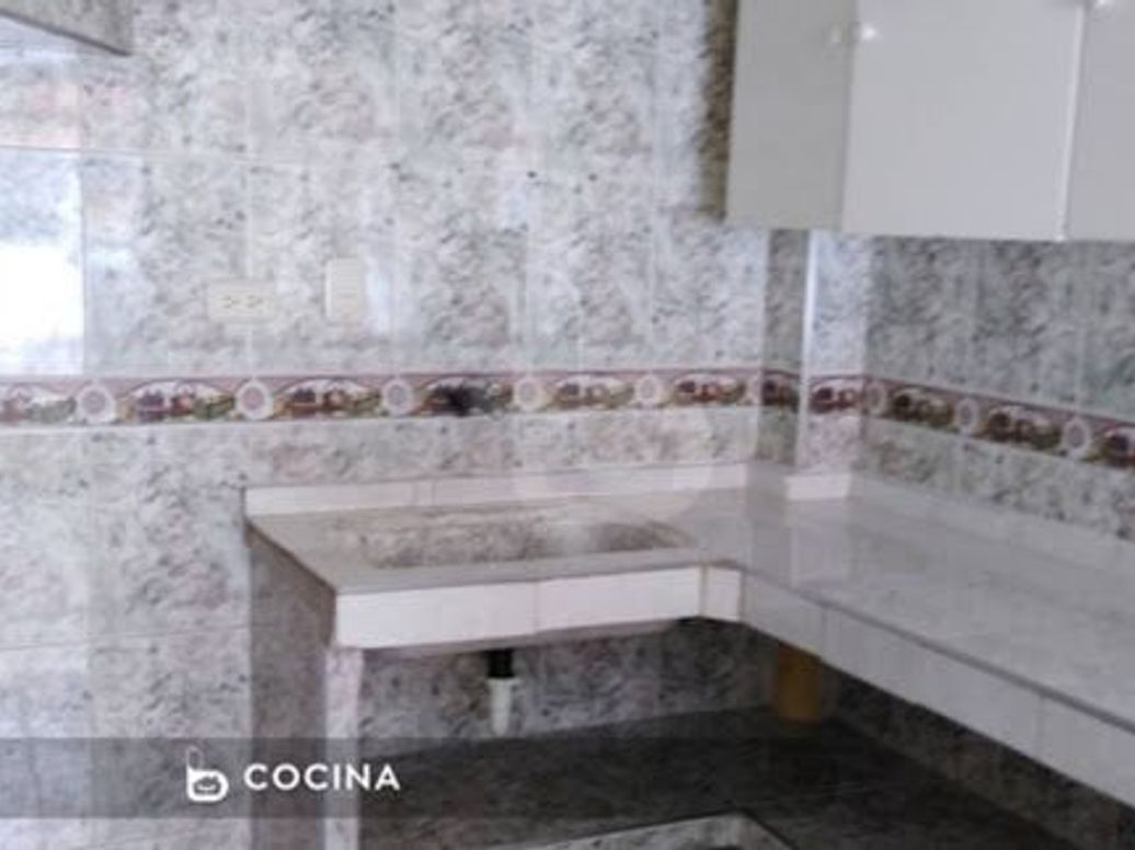 Casa de 2 alcobas en venta en Álamos Norte, Bogotá, 46 m² · foto 4 de 8