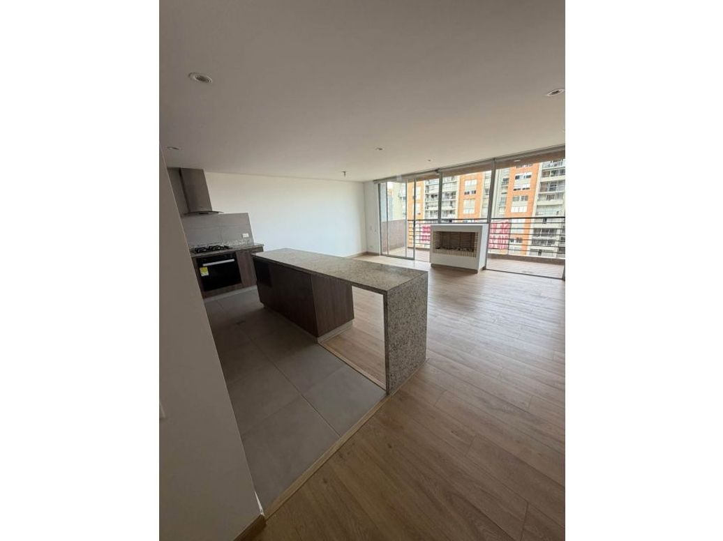 Apartamento de 3 alcobas en venta en La Felicidad, Bogotá, 131 m² · foto 7 de 20
