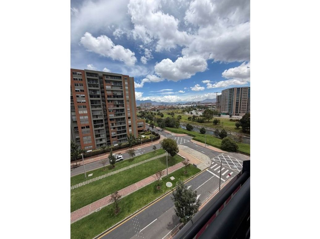 Apartamento de 3 alcobas en venta en La Felicidad, Bogotá, 131 m² · foto 11 de 20