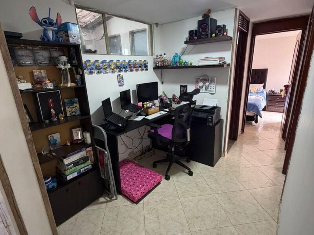 Apartamento de 3 alcobas en venta en Cr Pinar De La Fontana, Bogotá, 58 m² · foto 3 de 18