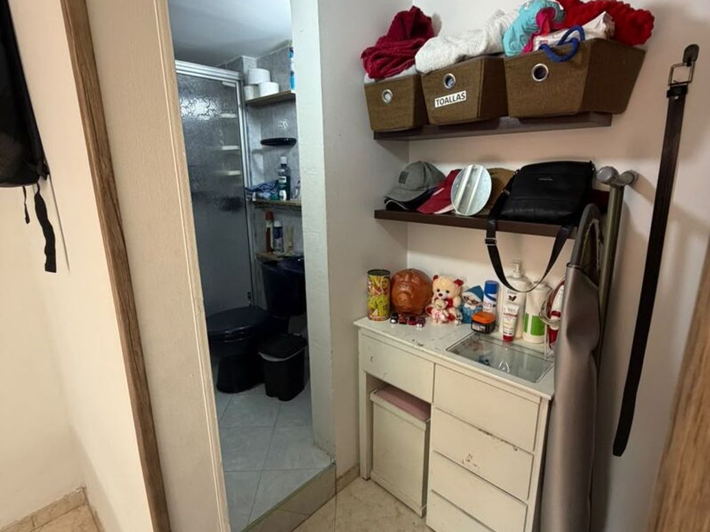 Apartamento de 3 alcobas en venta en Cr Pinar De La Fontana, Bogotá, 58 m² · foto 6 de 18