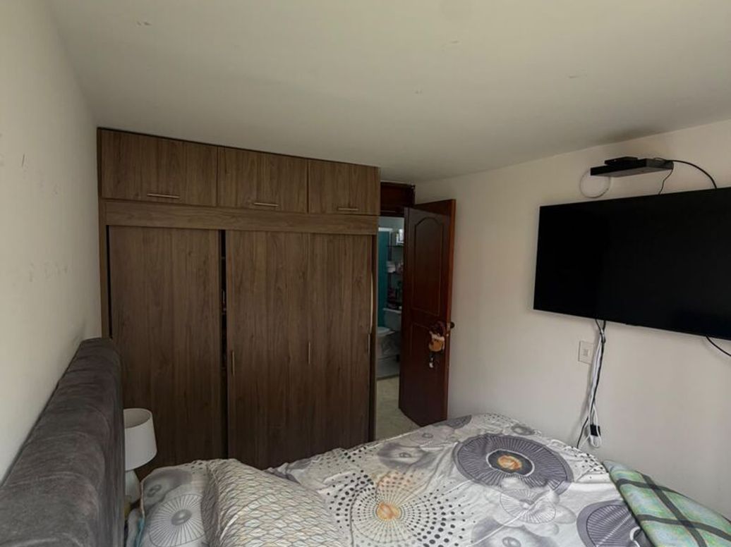 Apartamento de 3 alcobas en venta en Cr Pinar De La Fontana, Bogotá, 58 m² · foto 8 de 18