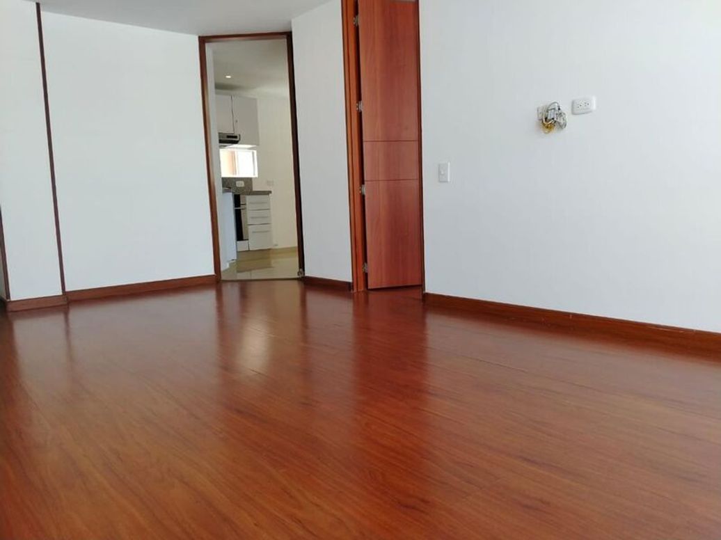 Apartaestudio en venta en Los Cedritos, Bogotá, 47 m² · foto 3 de 9
