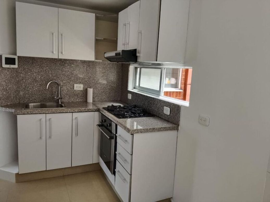 Apartaestudio en venta en Los Cedritos, Bogotá, 47 m² · foto 6 de 9