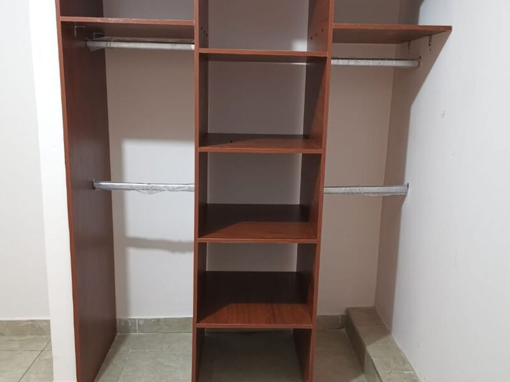 Casa de 11 alcobas en venta en Paris, Bogotá, 313 m² · foto 7 de 20