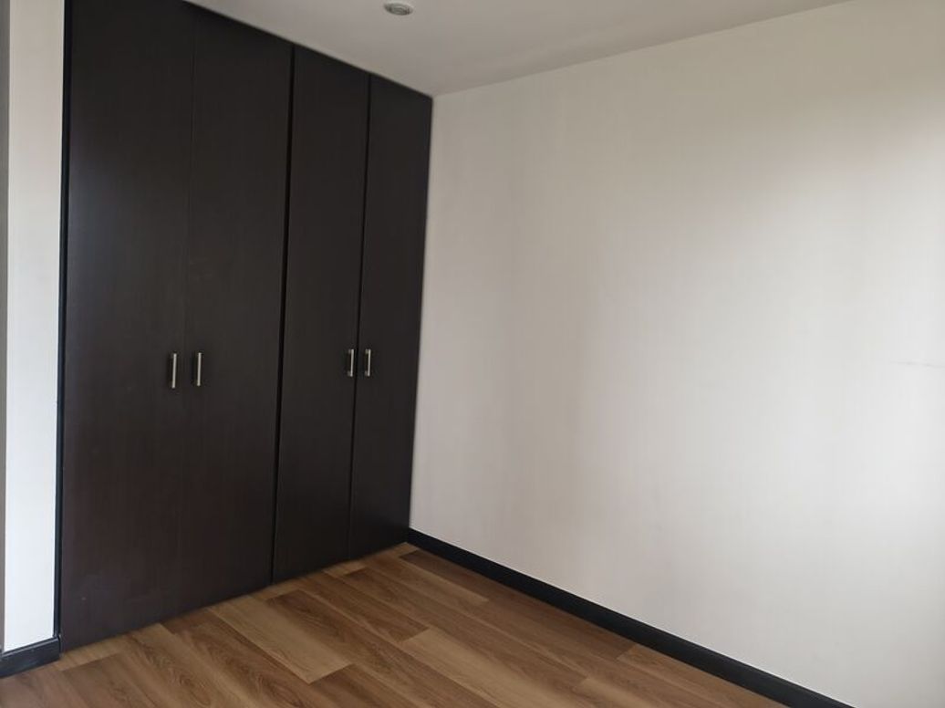 Apartamento de 3 alcobas en venta en Santa Cecilia, Bogotá, 94 m² · foto 7 de 18