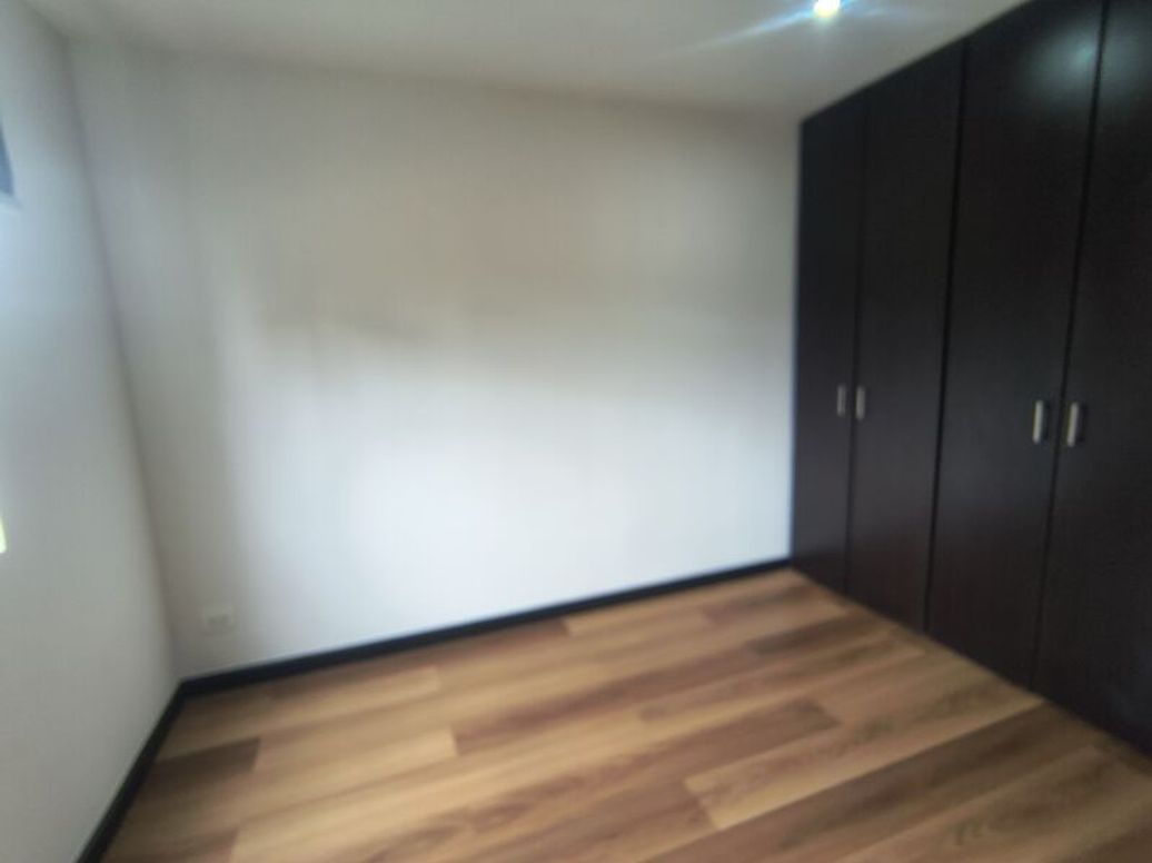 Apartamento de 3 alcobas en venta en Santa Cecilia, Bogotá, 94 m² · foto 10 de 18