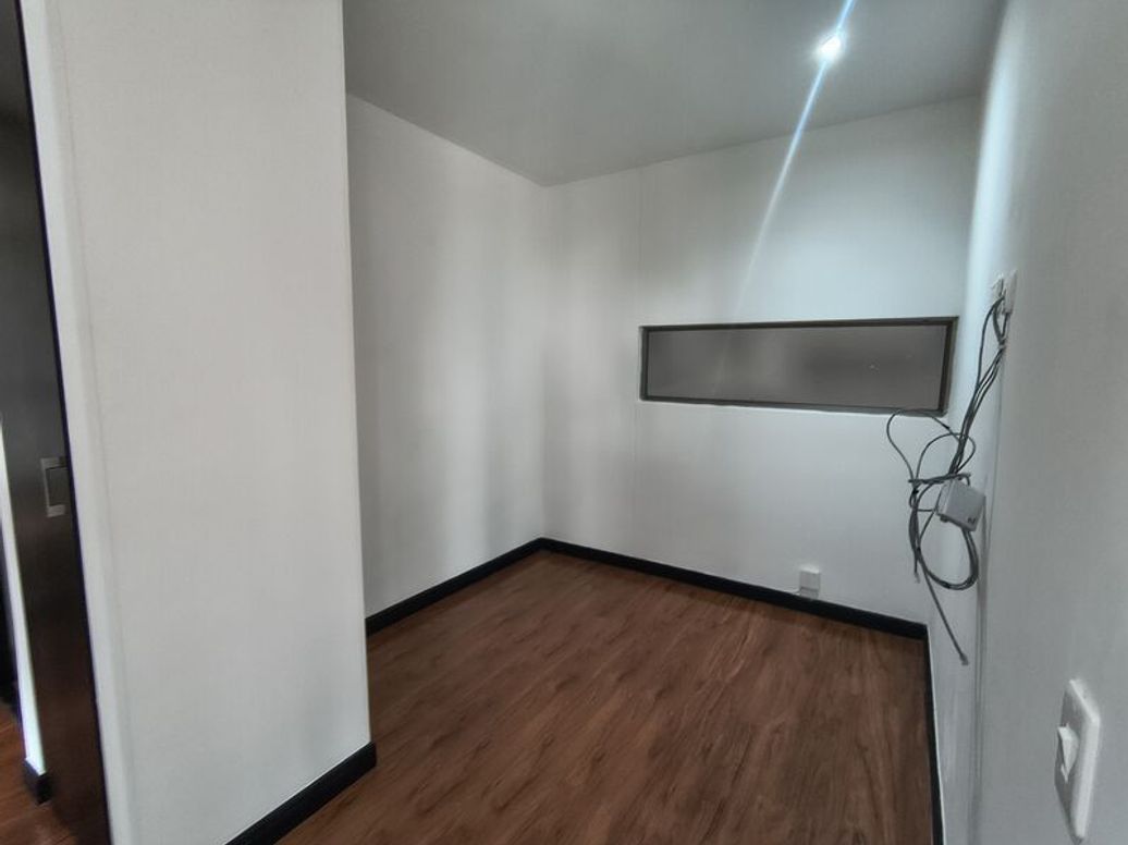 Apartamento de 3 alcobas en venta en Santa Cecilia, Bogotá, 94 m² · foto 6 de 18