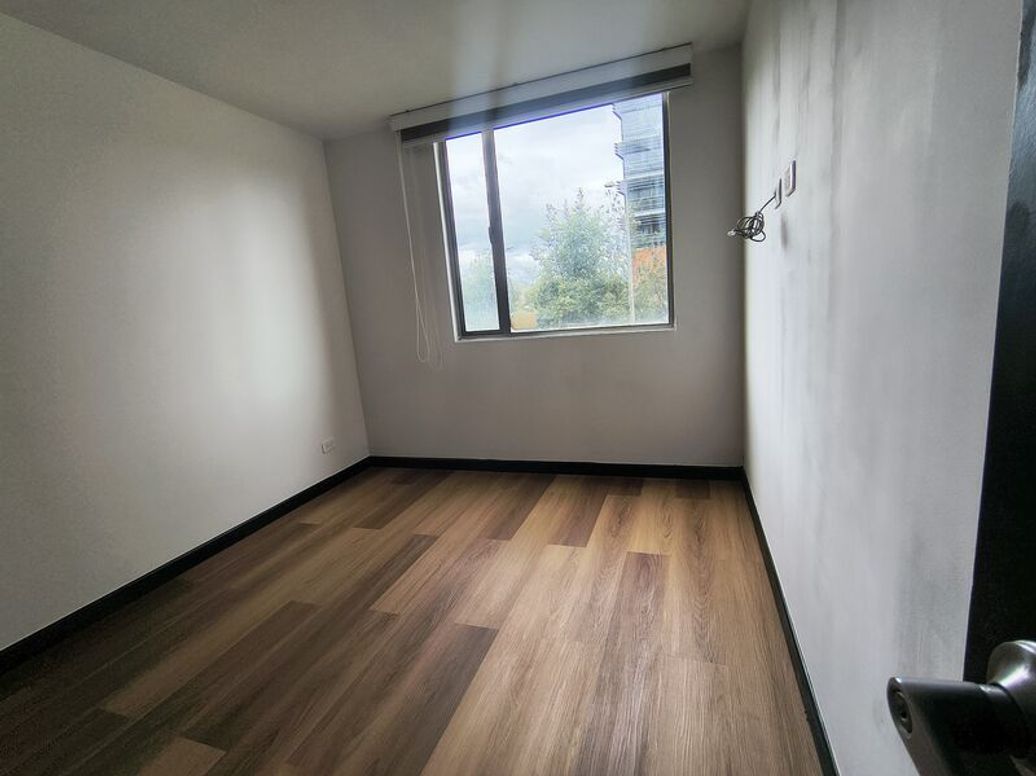 Apartamento de 3 alcobas en venta en Santa Cecilia, Bogotá, 94 m² · foto 8 de 18