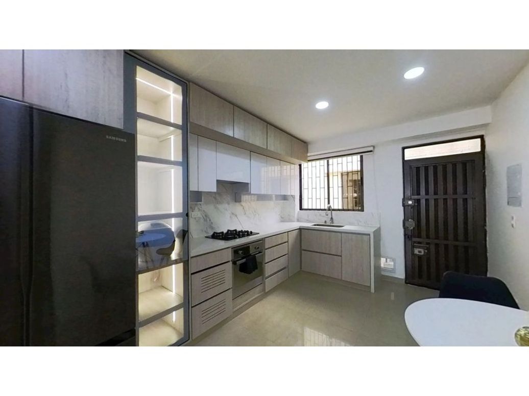 Apartamento de 3 alcobas en venta en Teusaquillo, Bogotá, 84 m² · foto 3 de 10