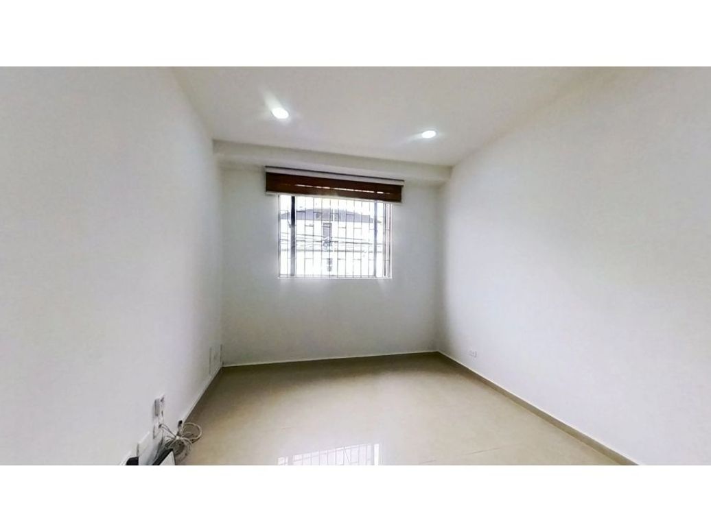 Apartamento de 3 alcobas en venta en Teusaquillo, Bogotá, 84 m² · foto 2 de 10