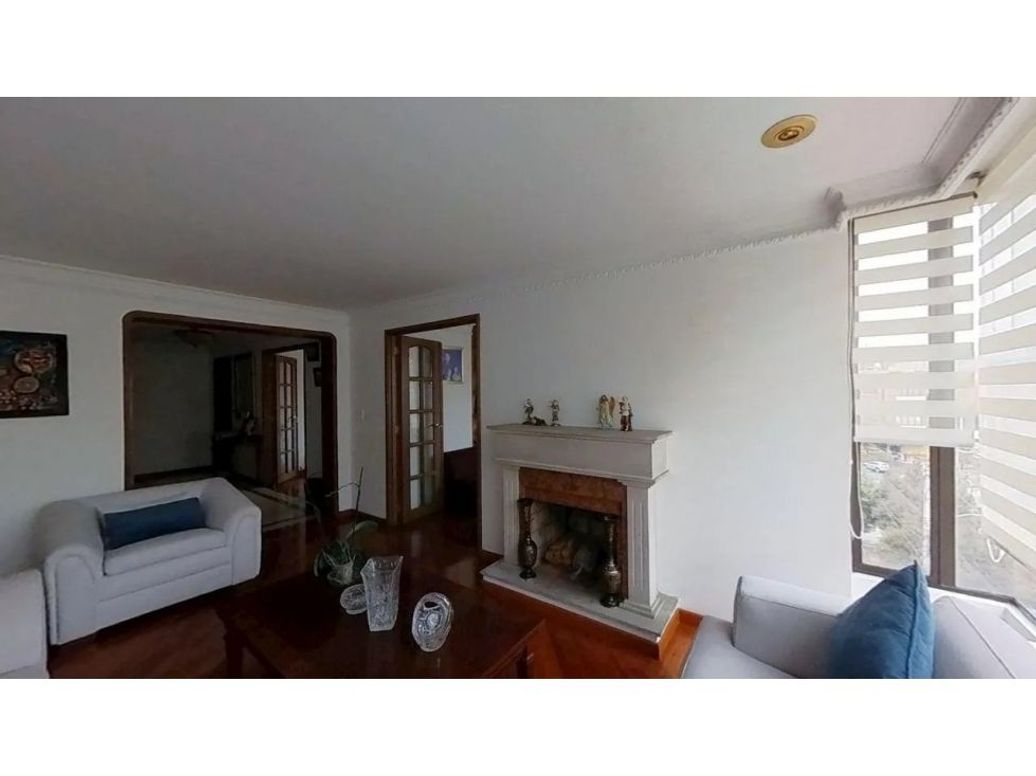 Apartamento de 3 alcobas en venta en Usaquén, Bogotá, 132 m² · foto 3 de 10