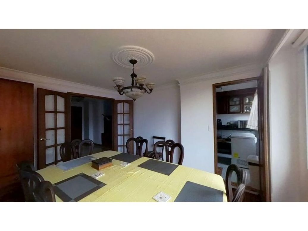 Apartamento de 3 alcobas en venta en Usaquén, Bogotá, 132 m² · foto 8 de 10