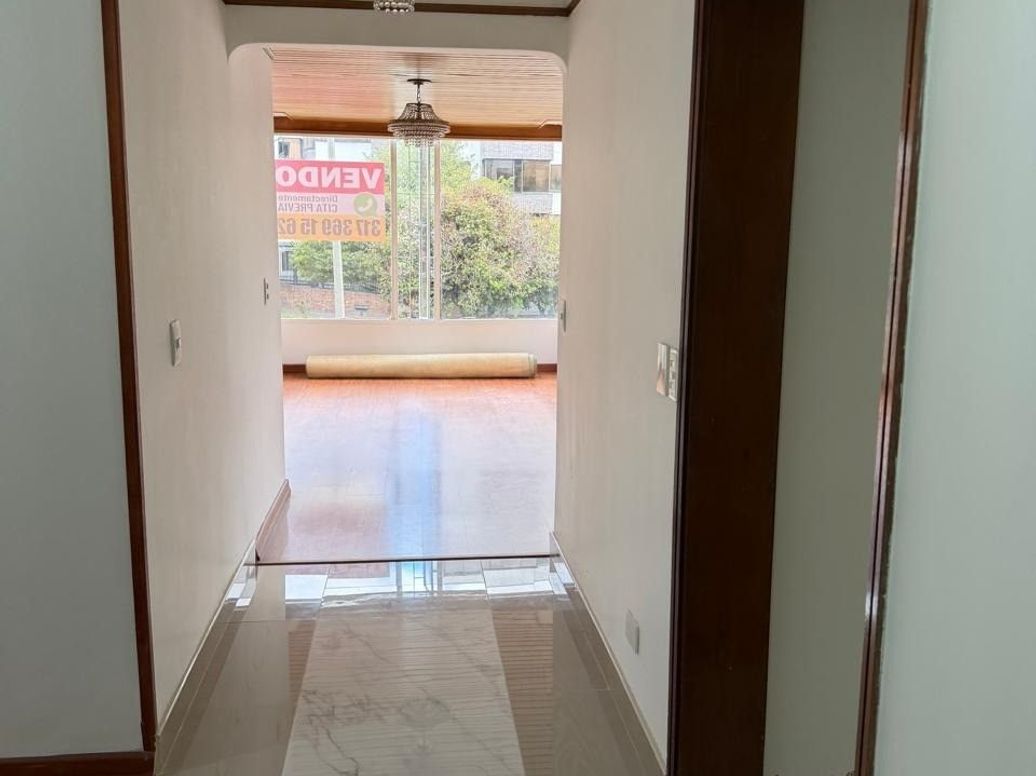 Apartamento de 2 alcobas en venta en Santa Barbara Central, Bogotá, 89 m² · foto 12 de 15