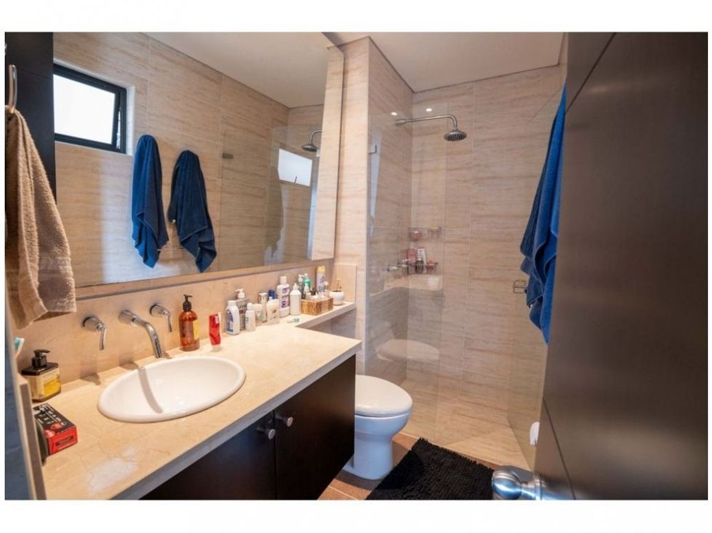 Apartamento de 3 alcobas en venta en Lagos De Cordoba, Bogotá, 134 m² · foto 17 de 20
