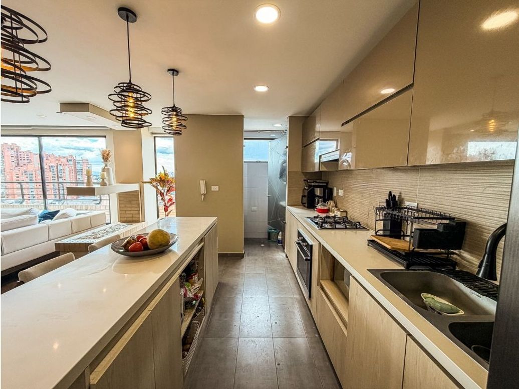 Apartamento de 3 alcobas en venta en Andes Norte, Bogotá, 176 m² · foto 7 de 20