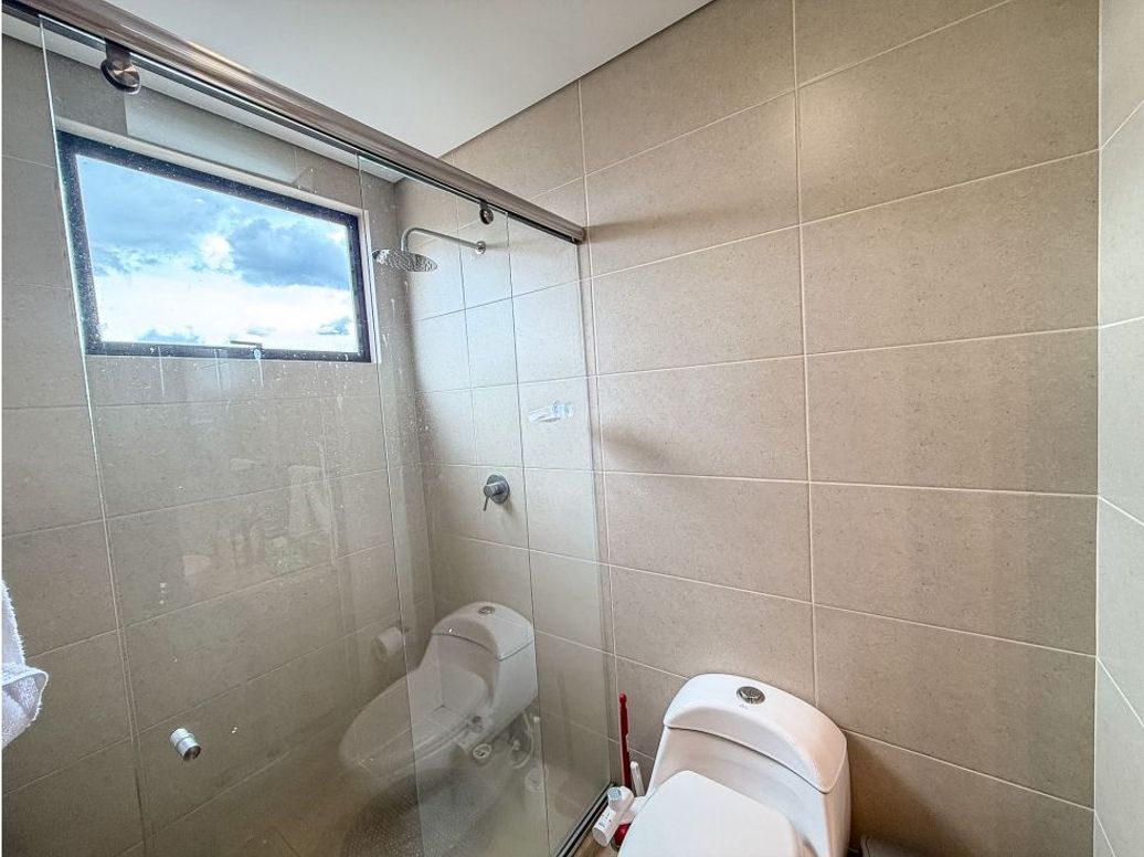 Apartamento de 3 alcobas en venta en Andes Norte, Bogotá, 176 m² · foto 17 de 20