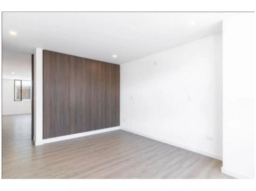 Apartamento de 1 alcoba en venta en Santa Barbara, Bogotá, 58 m² · foto 5 de 5