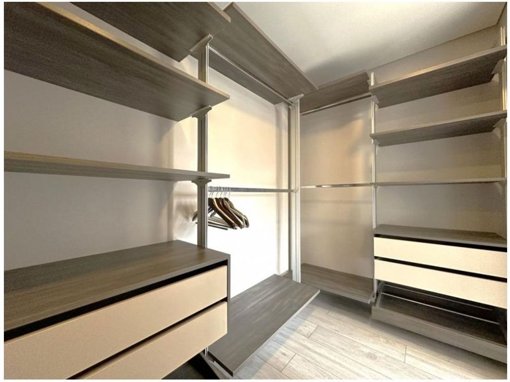 Apartamento de 1 alcoba en venta en Santa Barbara, Bogotá, 53 m² · foto 4 de 5