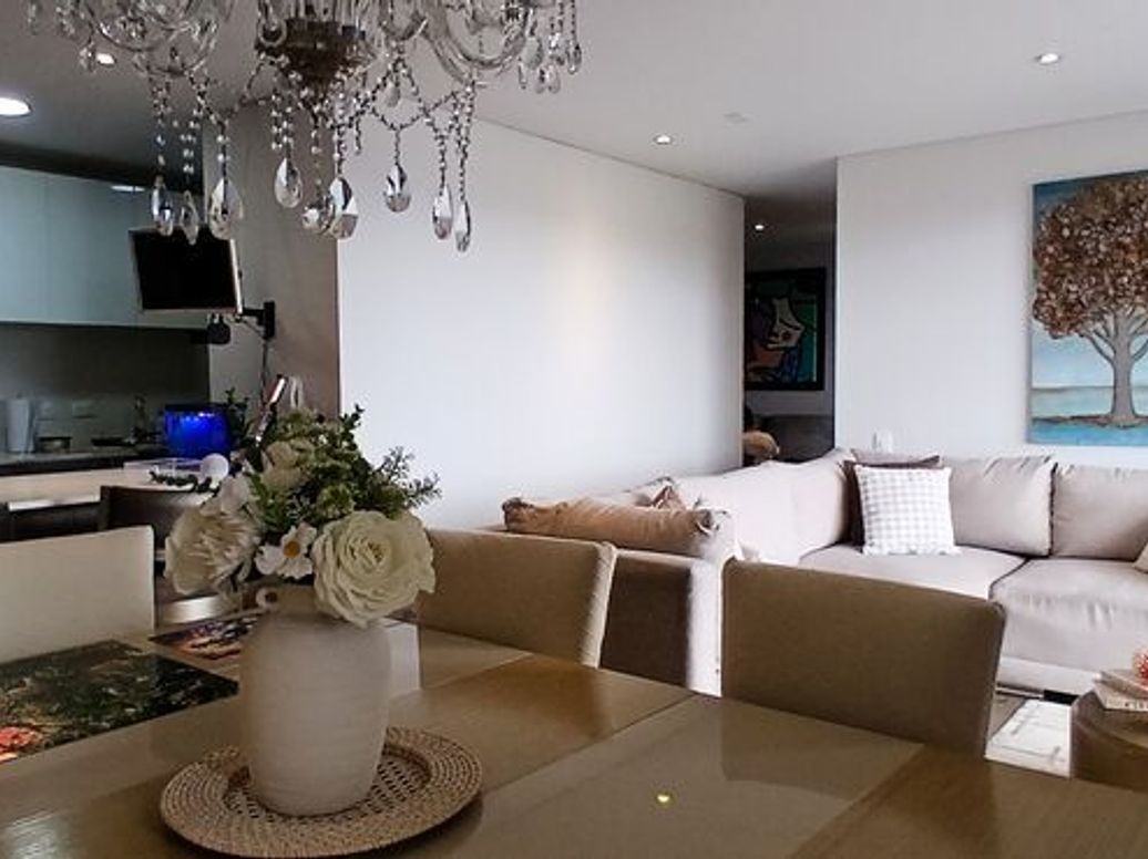 Apartamento de 2 alcobas en venta en Country Club, Bogotá, 105 m² · foto 6 de 20