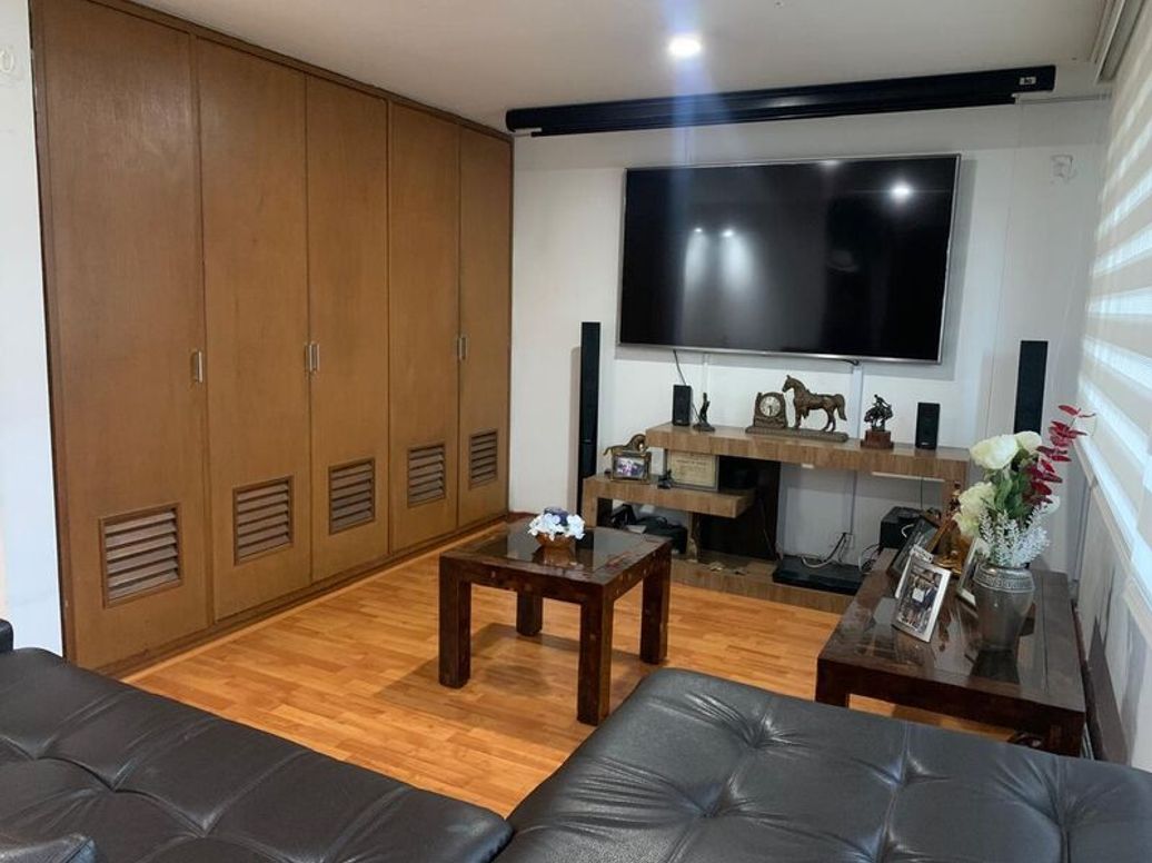 Apartamento de 4 alcobas en venta en Polo Club, Bogotá, 133 m² · foto 7 de 13