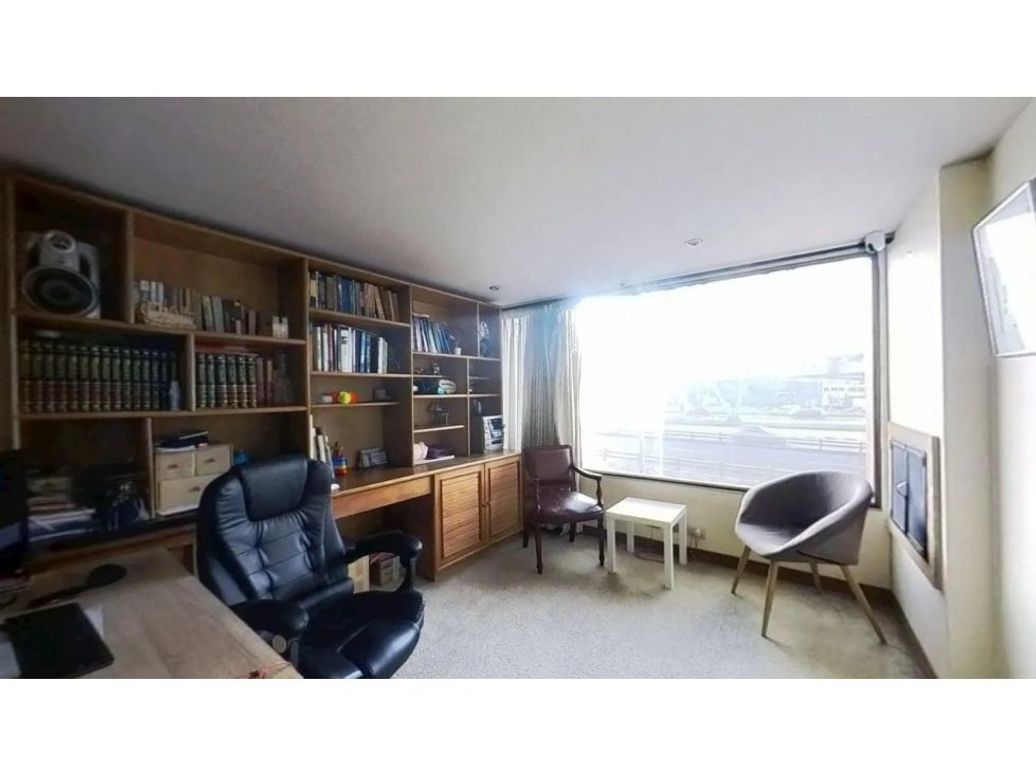 Apartamento de 4 alcobas en venta en Chapinero, Bogotá, 191 m² · foto 5 de 10
